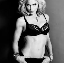 Madonna fashion lady madonna madonna mode madonna pictures rock chic material girls divas celebs glamour. Sexy In Interview Madonna Erfindet Sich Schon Wieder Neu Welt