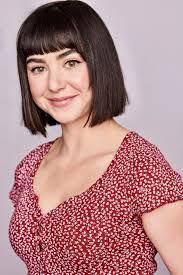 Penny Gill's Instagram, Twitter & Facebook