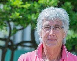 Robert Menton's Instagram, Twitter & Facebook