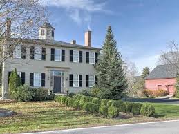 70 Bradford Rd Keene Nh 03431 Zillow Types Of Houses Home And Family House Styles