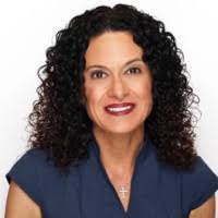 Colleen Hardy's Instagram, Twitter & Facebook