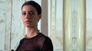 Beren saat, bir röportajında trajik bir şekilde hayatını kaybeden eski sevgilisini anlatmıştı. Beren Saat Hayatini Kaybeden Eski Sevgilisinin Dogum Gununu Kutladi Ulkenin Sesi