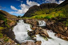 In der ferne erhebt sich der berg suilven und camper werden es lieben, mit blick auf das glitzernde wasser und den schier endlosen sandstrand aufzuwachen. Schottische Highlands Spots Schone Landschaft Bilder Kaufen Stimmungs Foto Als Fineart By Stefan Somogyi Fotografie
