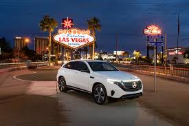 Mercedes Benz Eqc Shows Off Night Design Fascia At Ces 2019