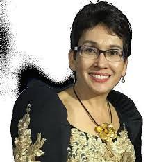 Nina Campos's Instagram, Twitter & Facebook