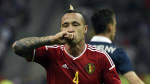 Squadra dell'anno aic) is an annual award given to a set of eleven footballers in the top tier of italian football, the serie a, who are considered to have performed the best during the previous calendar season. Wojciech Szczesny Radja Nainggolan Is Ideal For Chelsea Eurosport