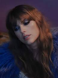 Days after announcing her new album TheLifeofaShowgirl #taylorswift #taylor  #traviskelce #swifties #USA