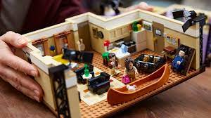 Ha nosztalgiáznál egy kicsit a legóval és a jóbarátokkal, akkor nincs más hátra, mint egy kicsit várni, majd megvásárolni a. Ime A Masodik Lego Jobaratok Szett A Ket Legendas Lakassal Geek Life