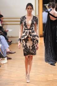 تيور بيج مطرز بالاسود Evearabia Black Lace Fashion Fashion Clothes Women Fashion