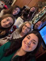 Merry Christmas 🎄 From my house to yours! ❤️ Suzy Schaer Stephanie Schaer  Savanna Stants Shaina Stants