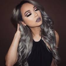 Hey guys, it's been a while since i've posted a video but i recently toned my hair to a silvery/blue color using wella 050 & t18 and i wanted to show you all. Diy Hair How To Get Silver Gray Hair Bellatory