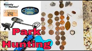 Overall rating durability ease of use would you recommend this to a new user? Park Hunting With My Old Bounty Hunter Pioneer 202 Metal Detector Youtube