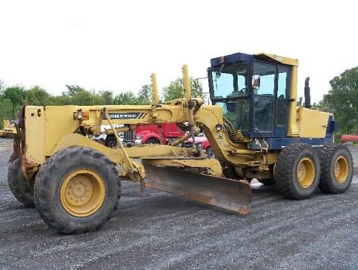 Komatsu GD625A-1 Motor Grader