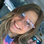 Laura Benefield's Instagram, Twitter & Facebook