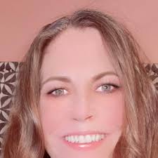 The Shower Habit: 10 Steps to Increase Energy, Boost Confidence, and  Achieve Your Goals Without Waking Up Earlier (Optimize Your Life Series):  Ewing, Stephanie: 9781736968703: Amazon.com: Books