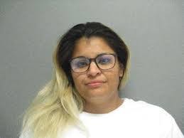 Edna Palacios's Instagram, Twitter & Facebook