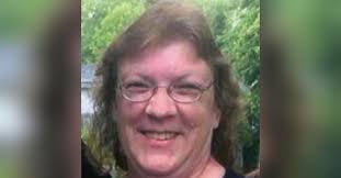 Dani Knox's Instagram, Twitter & Facebook