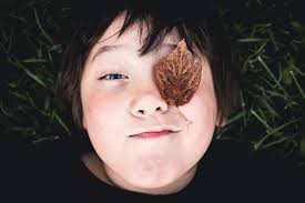 31 Stunning Grad Photos to Inspire!