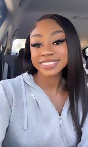 Hi I'm looking for a black female model for a shoot! Just for fun I'm just  doing a bunch of work to build the portfolio out! Here's my portfolio