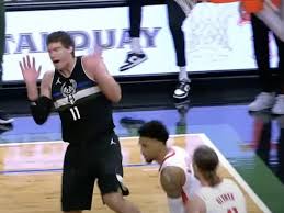 Pm and operations lead for latam, icsc. Brook Lopez Had The Best Reaction To Being Dunked On Sbnation Com