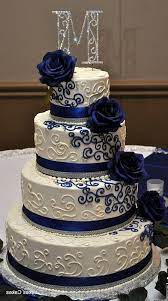 Real cobalt blue wedding in bowling green, ky: Pantone 2020 30 Classic Blue Wedding Color Ideas Colors For Wedding Part 2 Royal Blue Wedding Cakes Wedding Cakes Blue Gold Wedding Cake