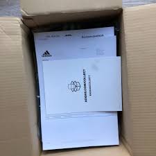 Dhl express bietet versandlösungen, sendungsverfolgung und kurierzustellung. Adidas Calabasas Track Pant Luna Wolves