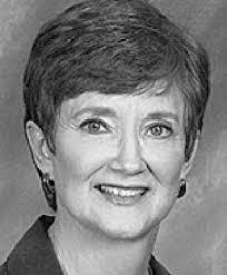 Polly Snell's Instagram, Twitter & Facebook