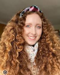 Best Hairspray to Hold Curls