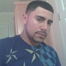 Listen to Pista Enrique Iglesias