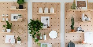 Dorm room décor isn't meant to be taken too seriously. 36 Diy Home Decor Projects Easy Diy Craft Ideas For Home Decorating