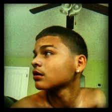 Stream Aaron-Valle music