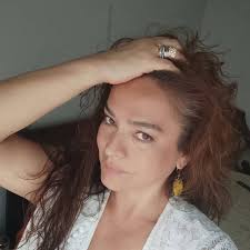 QUERER ES PODER! 💪🇪🇨❤️El pasado 23 de mayo de 2024, la presentadora  ecuatoriana Alejandra Jaramillo hizo el lanzamiento oficial, en Estados  Unidos, de sus productos enfocados en el cuidado integral del cuerpo