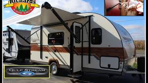 The gulf stream vintage cruiser 19twd is a rather unique floorplan. 2017 Gulfstream Vintage Cruiser Woody Edition 19rbs Youtube
