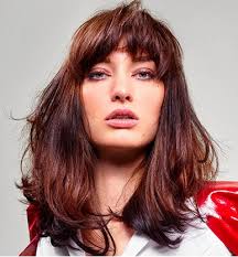 Châtain clair, cendré, doré, cuivré. Les Tendances Colorations Cheveux A Adopter En 2020