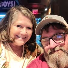 Is it normal for delivery drivers to lack valid licenses?