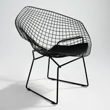 Pin By Tarjabirgitta On Life Interiors Pin It To Win It Bertoia Side Chair Bertoia Chair Modern Wire Chair