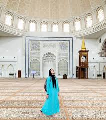 Kuala lumpur state mosque at jalan duta, kl. Sejarah Gambar Masjid Wilayah 2021 Tips Peta Lokasi