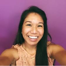 Jackie Cuevas (@jackie_caves)