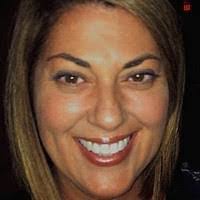 Lisa Minichiello's Instagram, Twitter & Facebook