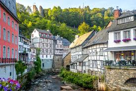 In der eifel sind nach schweren unwettern sechs häuser eingestürzt. Urlaub In Der Eifel Tiscover Com