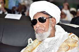 Tarihin sheikh ibrahim inyass daga jama'atu ahbabu rasulallah karkashi jagorancin shugaban masoya annabi. Sheik Sharif Ibrahim Sale Rta Nasrul Ilm Hausa Ci Facebook