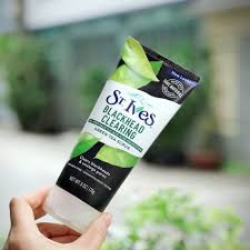 I have used this product for years and i love it. Focallure Bangladesh St Ives Blackhead Clearing Green Tea Scrub 170g