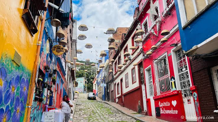 FIN DE AÑO EN BOGOTÁ: AVENTURA COLOMBIANA