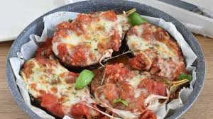 Aubergines Gratinees A La Sauce Tomate Cuites Au Four Tonmag Recette En 2020 Recettes De Cuisine Sauce Tomate Conserves De Tomates