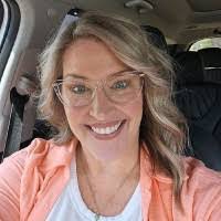 Veronica Hart's Instagram, Twitter & Facebook