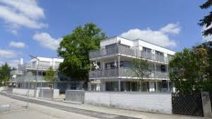 Og eines schönen jugenstilhauses mit blick auf die kirche st. Ronpark Wohnungen In Furth Architekturobjekte Heinze De