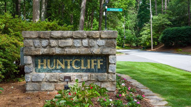 Huntcliff