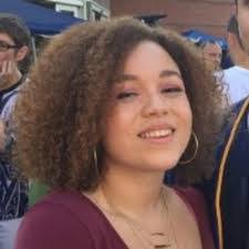 Dana Burr's Instagram, Twitter & Facebook