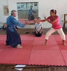The publisher also have other books by doshu. Aikido In Santiago De Cuba Aikido Verband Hessen E V