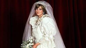 Related posts of baju pengantin lady diana. Panjangnya 7 Meter Lebih Gaun Pengantin Putri Diana Bakal Dipajang Di Istana Kensington Era Id
